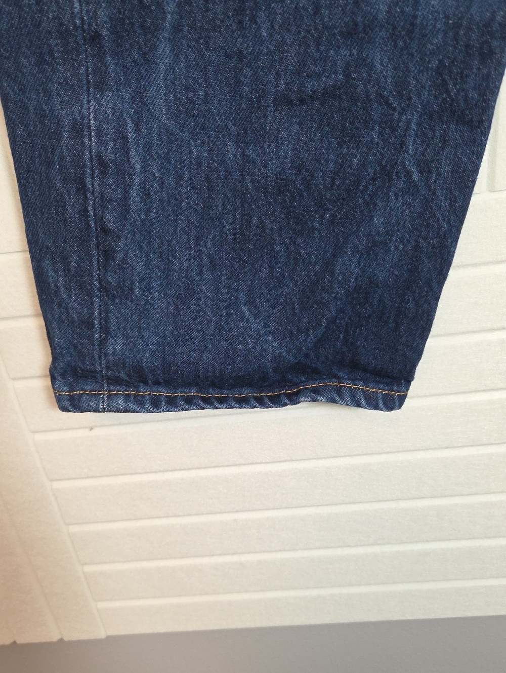 Classic Dark Blue 501 Levis Men's Jeans - Picture 3 of 10